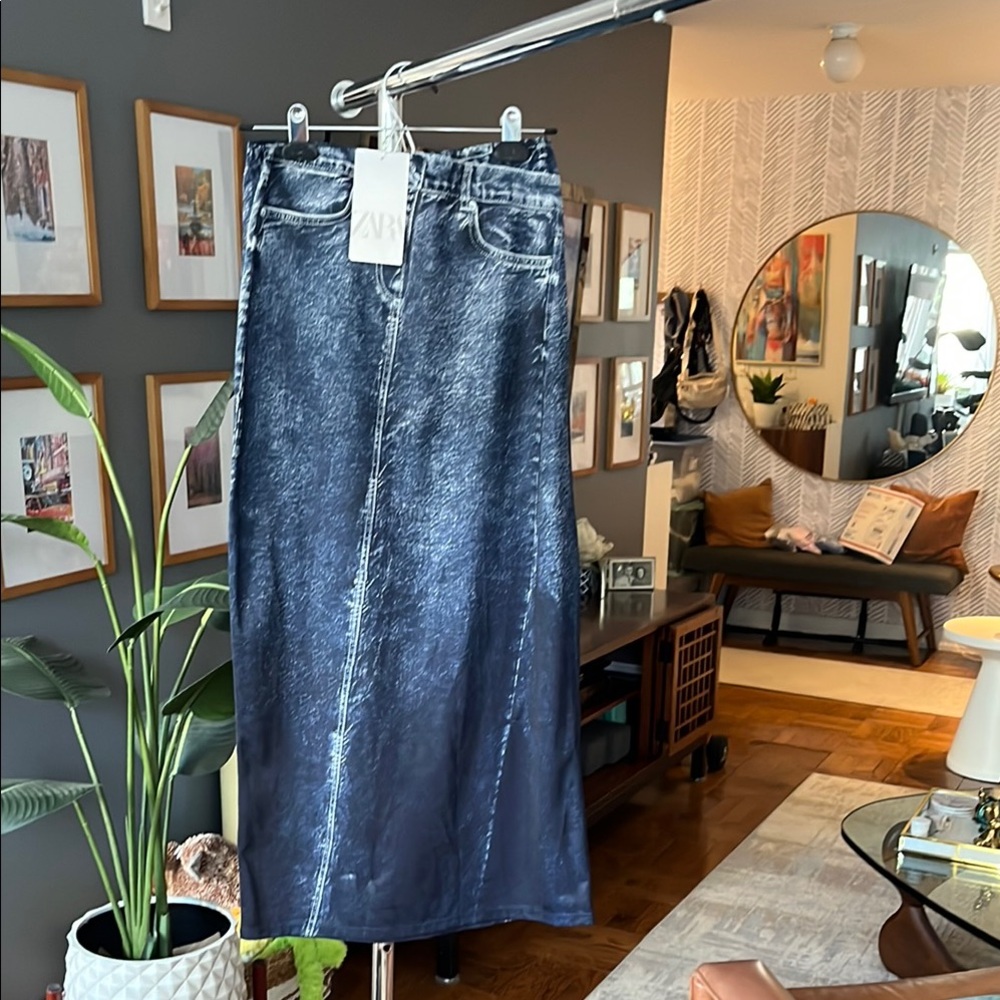 Zara Dark Blue Denim look Skirt
